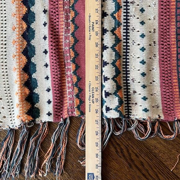 Easel Poncho Sweater Womens M Oversized Colorful Fringe Boho Southwestern - Picture 7 of 8